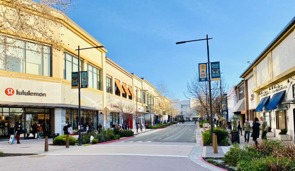 Broadway Plaza Shopping District in Walnut Creel, CA